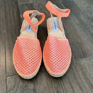 NEW - Steve Madden Shoes